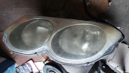 1998-2004 Chrysler 300M Left/Driver Side Headlight Assembly