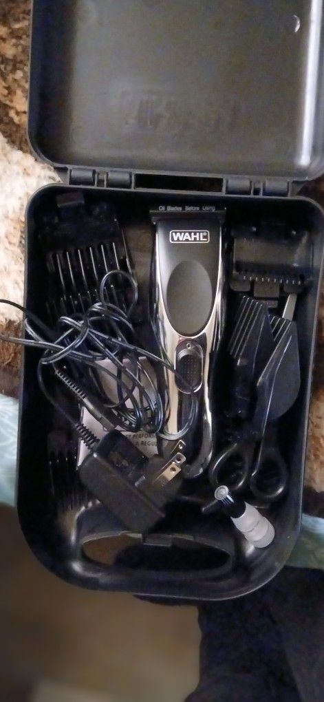 Wahl Rechargeable Cordless Clipper