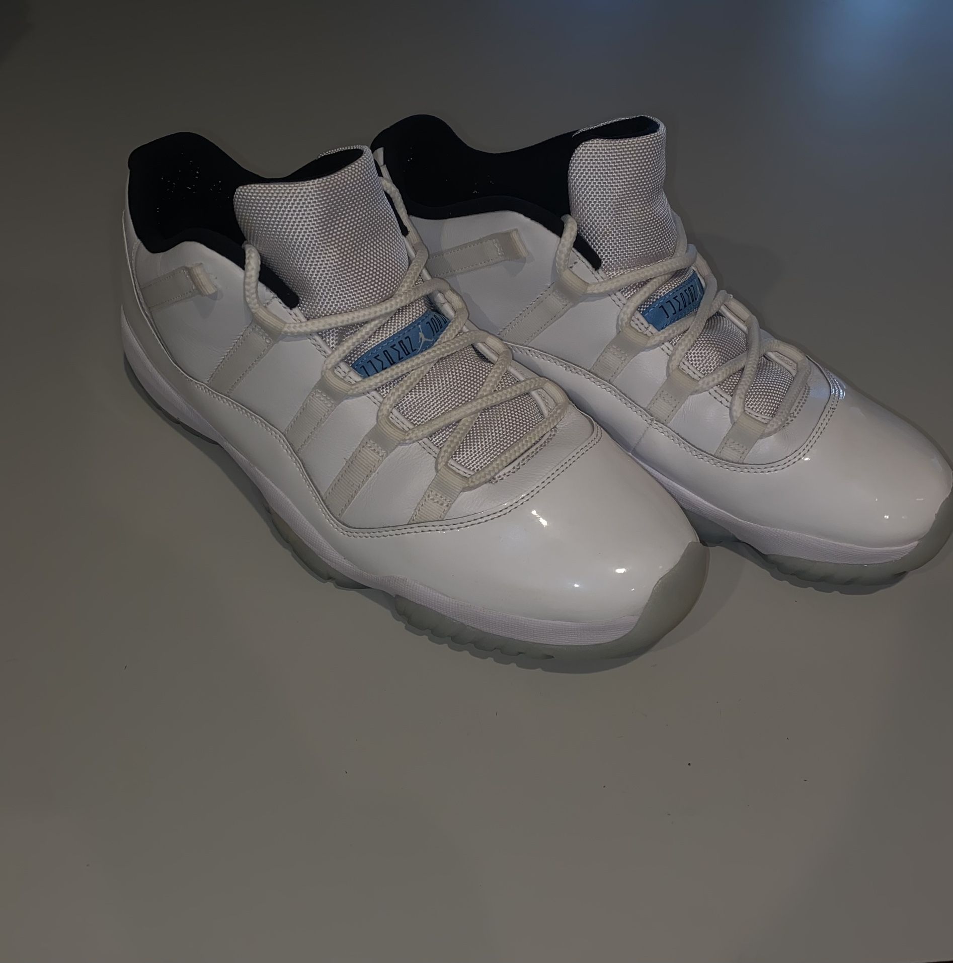 Jordan 11’s Legend Blue Low Top