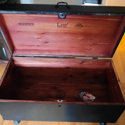 Lane Cedar Chest 