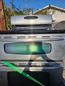 Maytag stove, dual oven