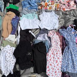 Jr Girls Clothes *Make Offer* *Must Go Today* 