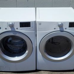 Like New Kenmore Front Loading Washer And Stackable Gas Dryer Set 
