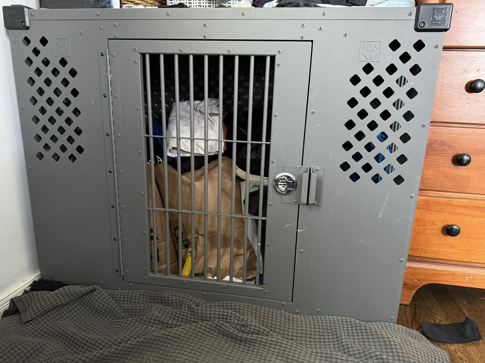 XL Impact Dog Crate 