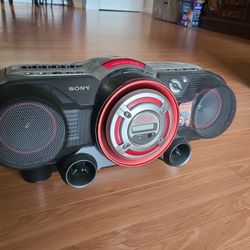 Sony Boombox 20 Watt Speaker CFD-G500