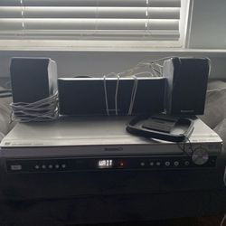 Panasonic SC-PT650 Home Theater 5-Disc DVD Player With 3x Speakers Set