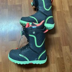 Women’s Snowboard Boots 