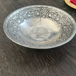 Beautiful Heavy Pewter Wilton Armetale Platter 
