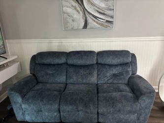 Love seat/ couch