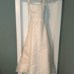 Christos Wedding Dress (Never Worn)