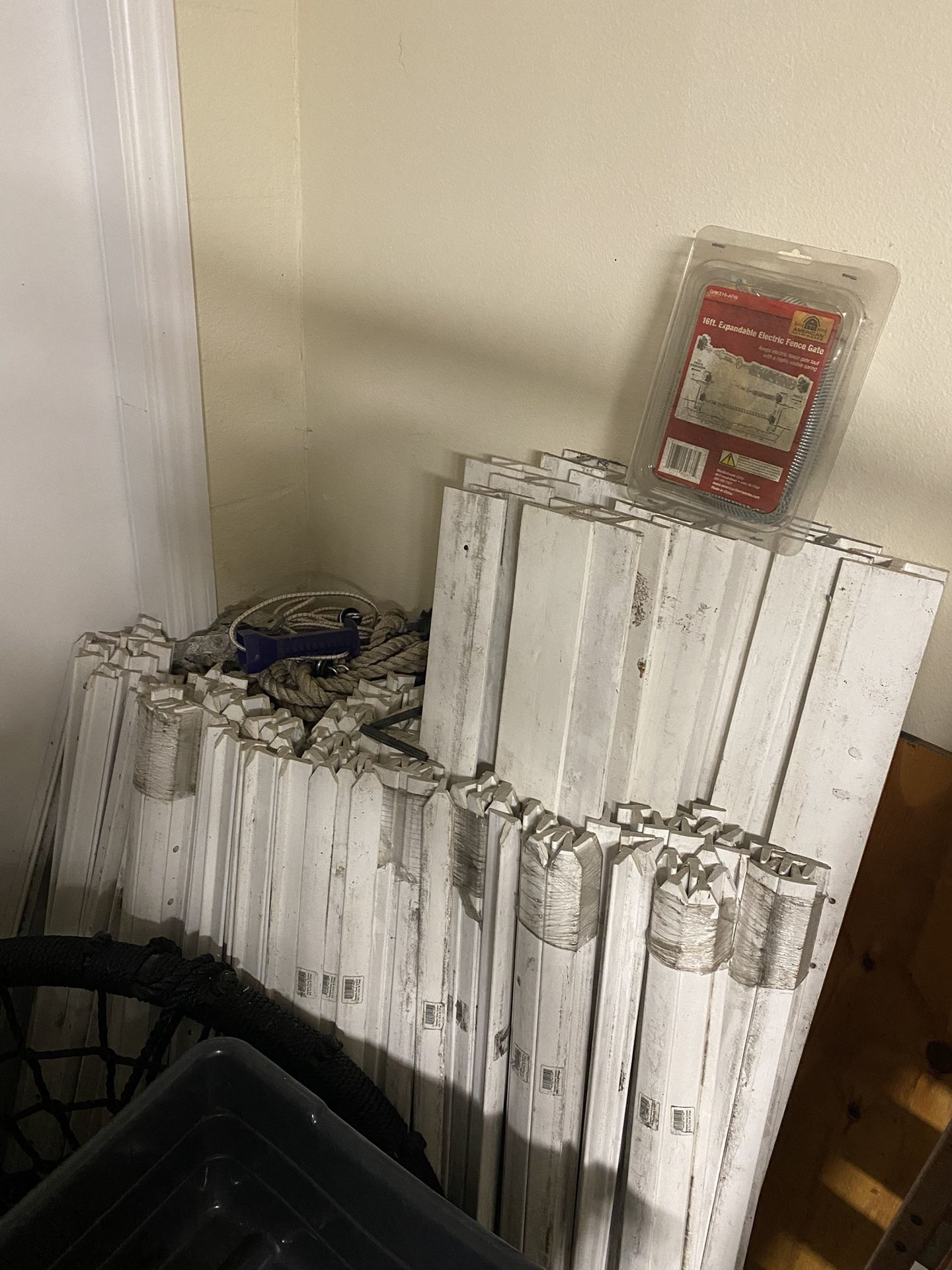 Electric Fence For Cows, Horses, Sheep