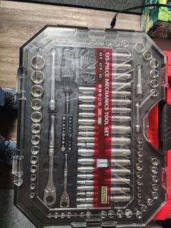 Husky socket set a 135 pieces.