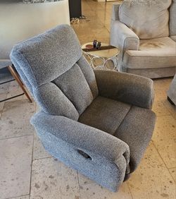 Recliner 
