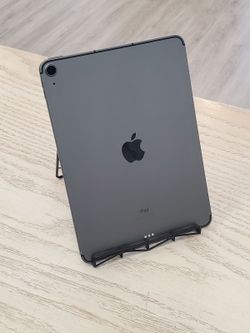 📱 Apple iPad Pro 11 inch 1st Generation (Pre-Owned) – Only $269 or $1 to Take It Home Today! Save 75% Instantly with Up to 1-Year Warranty 💥📦