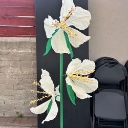 Giant Crepe Paper Flower