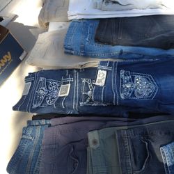 $2 Each  Levi's Lees Aeropostale 