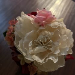 Floral centerpiece