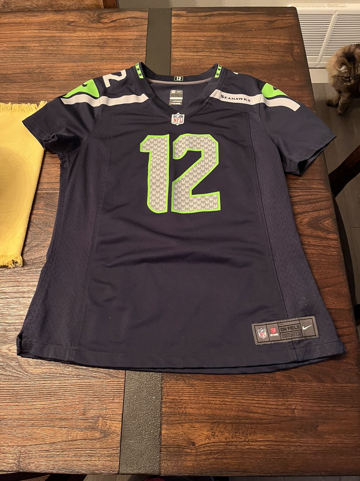 Boy’s Seahawks Jersey Large 