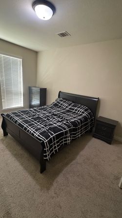 Dark grey full/queen bedroom set
