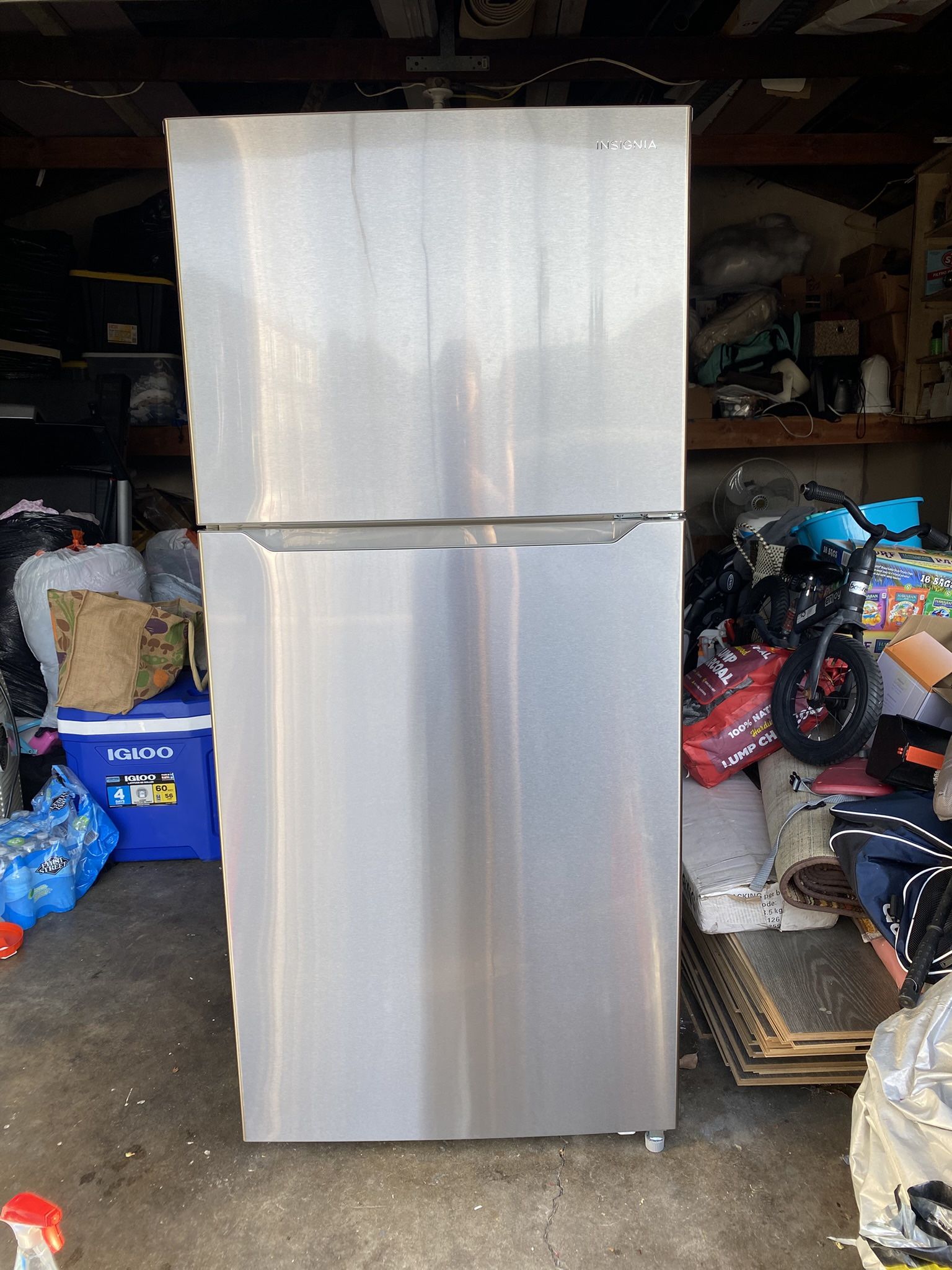 NEW Refrigerator (only 1 Month of Use)