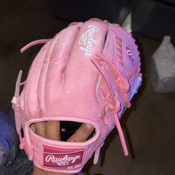 Rawlings baseball 11.75” glove