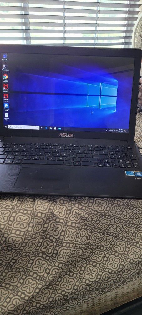 ASUS Laptop