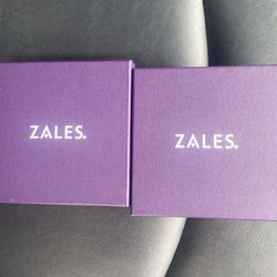 2 necklaces, brand new could not return due to return policy