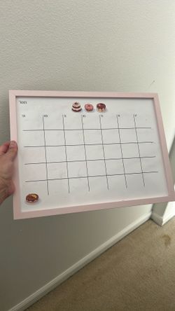 Dy erase calendar board