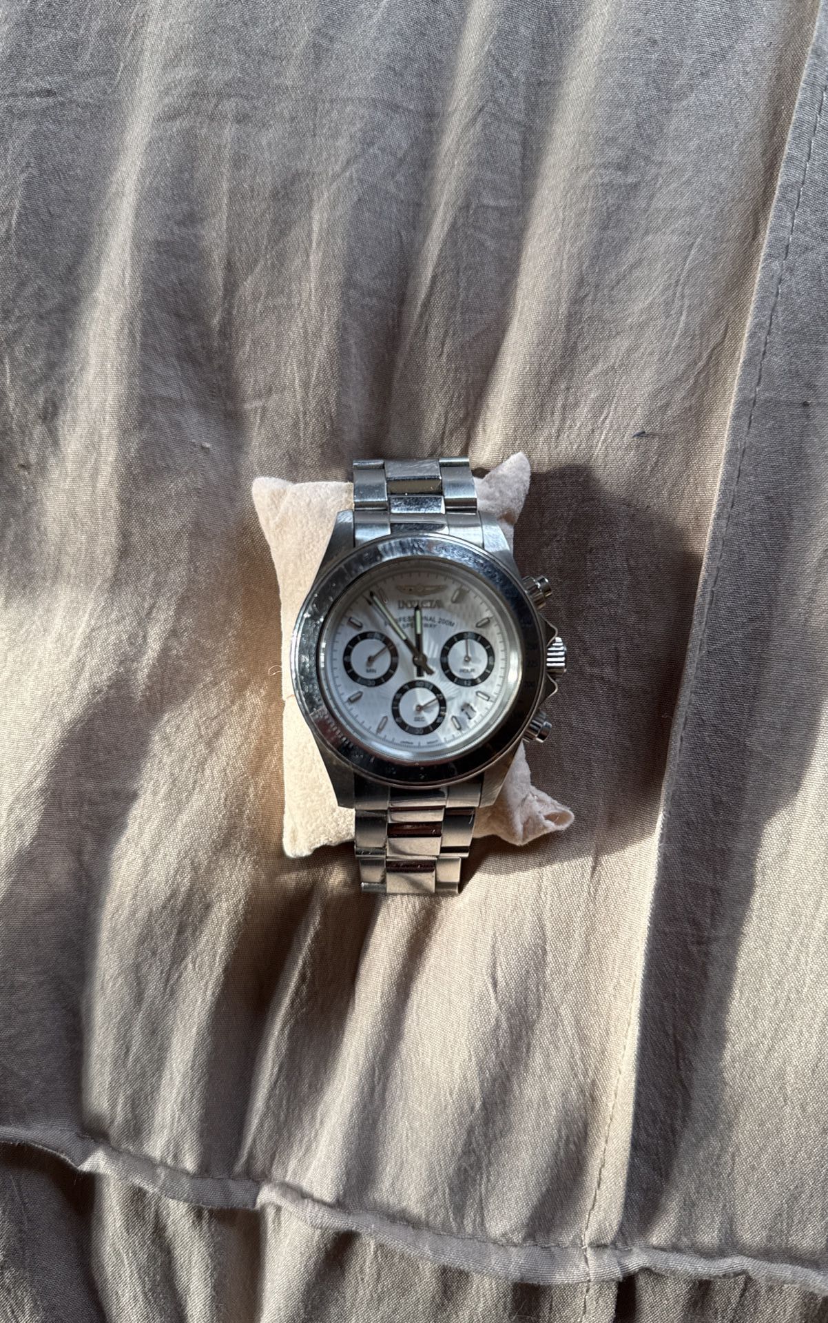 Invicta professional 200M Speedway W Chronograph