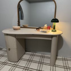 Beautiful Anthropologie Vanity Only 