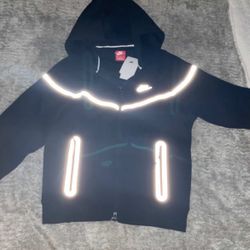 nike tech reflective 