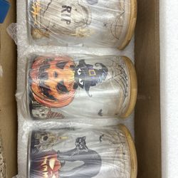 Halloweens cups