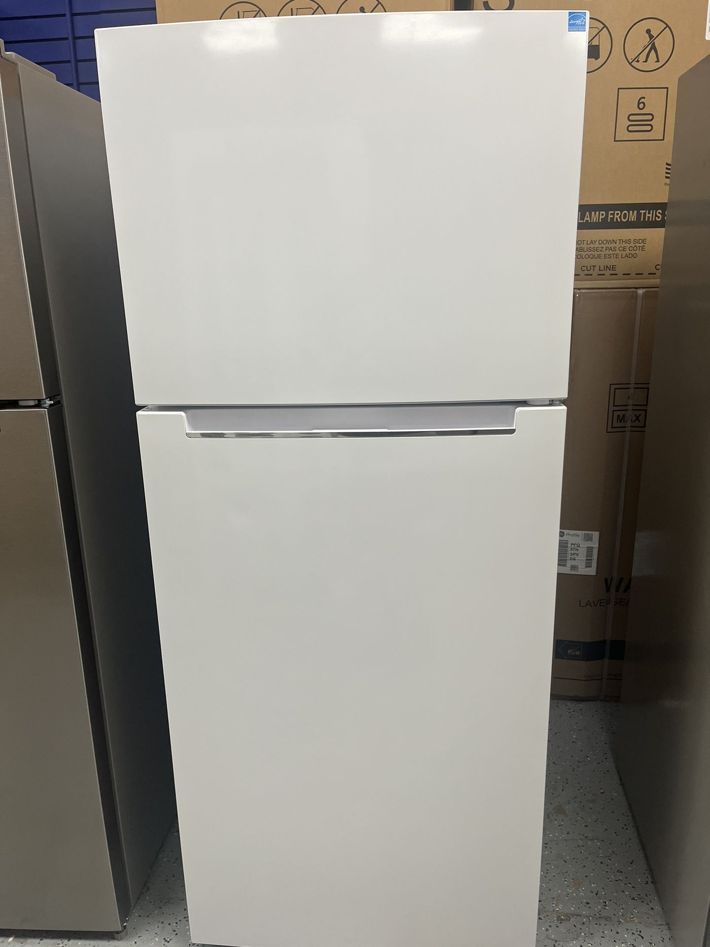 Top Freezer And 27.7” Width Refrigerator