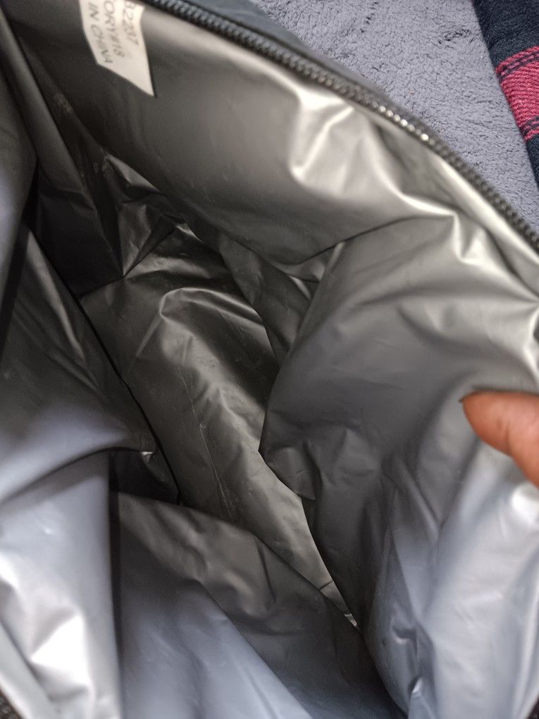 Tahari Lunch Tote
