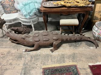 Sculpted Iron Alligator Crocodile
