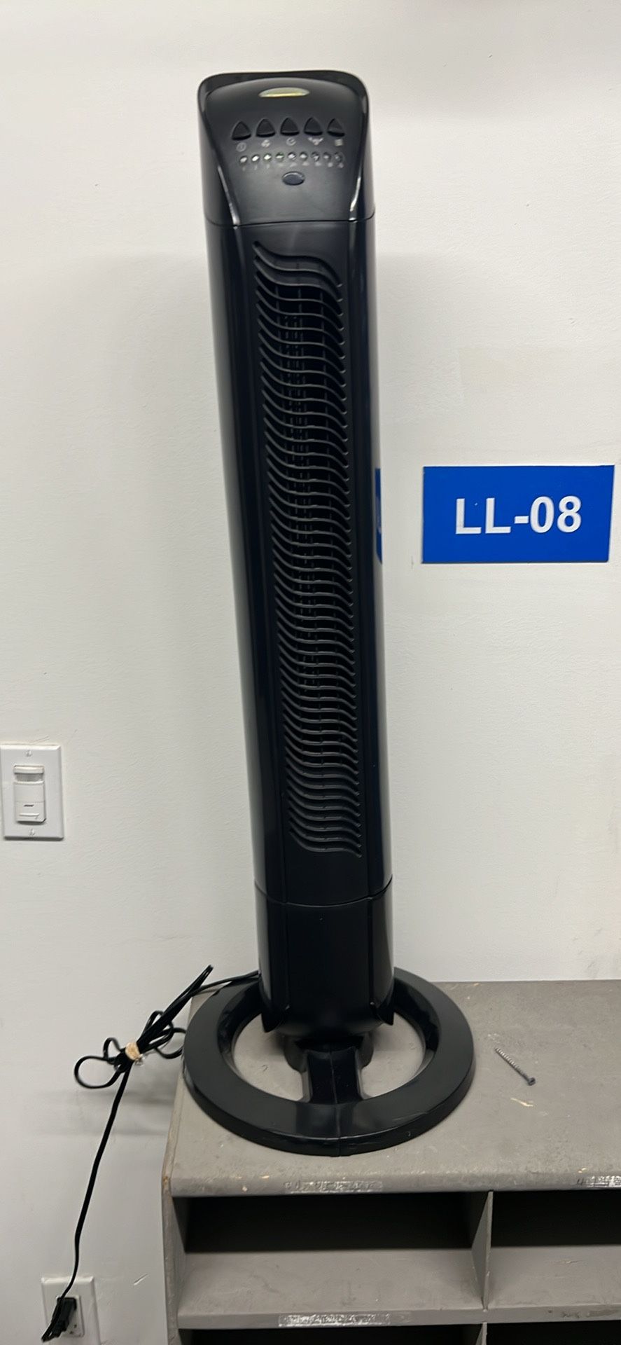 BIONAIRE Swivel Strong Tower Fan Work Great