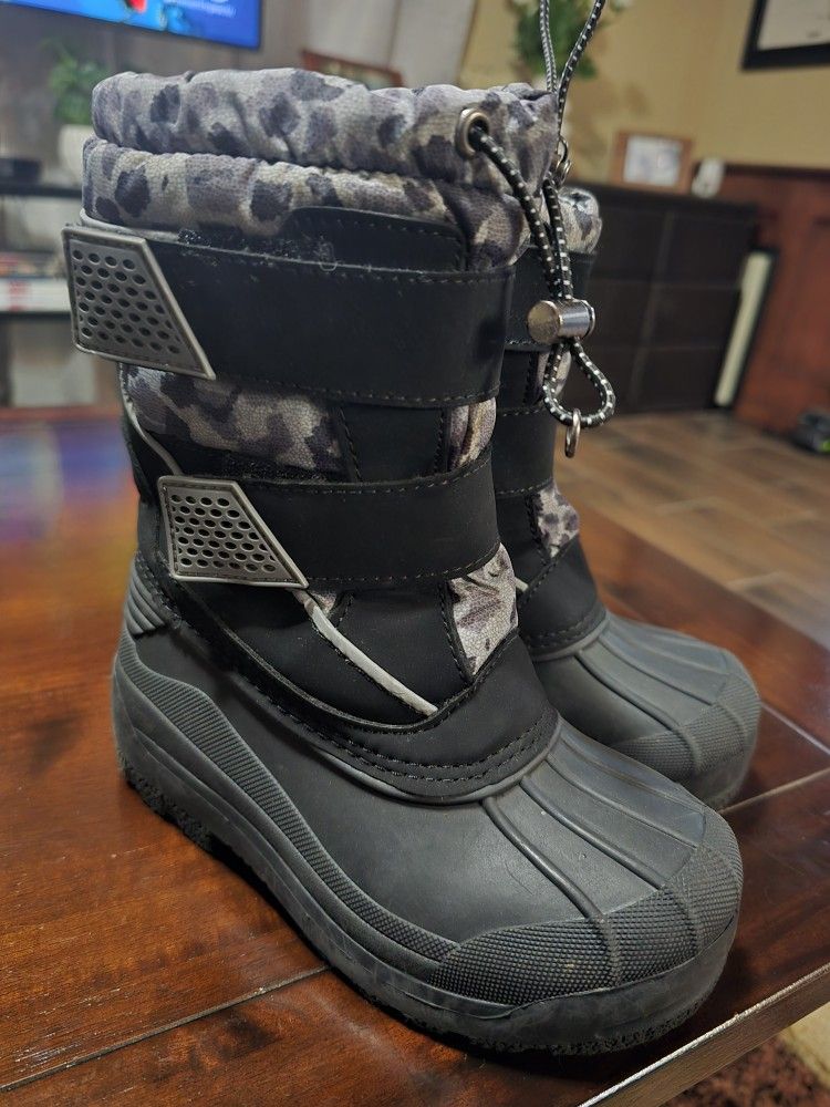 Snow Boots Size 12c