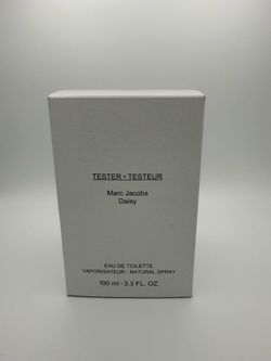 * MARC JACOBS DAISY EAU SO FRESH 3.3 OZ
