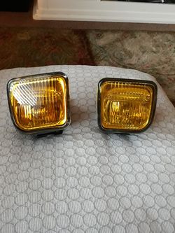 Honda Civic fog lights