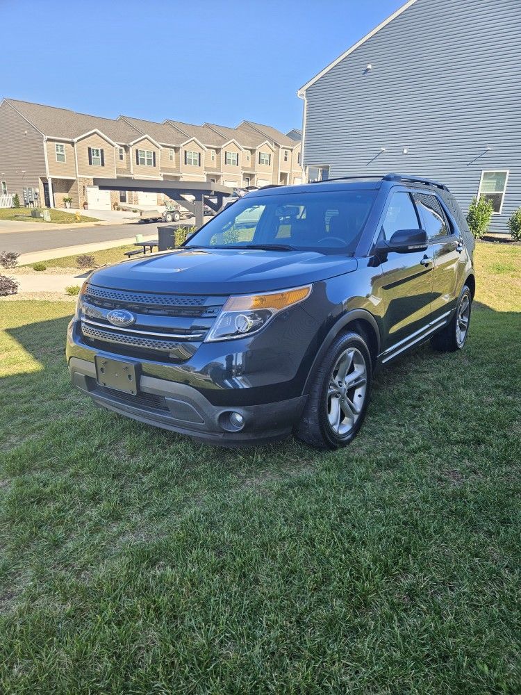 2015 Ford Explorer