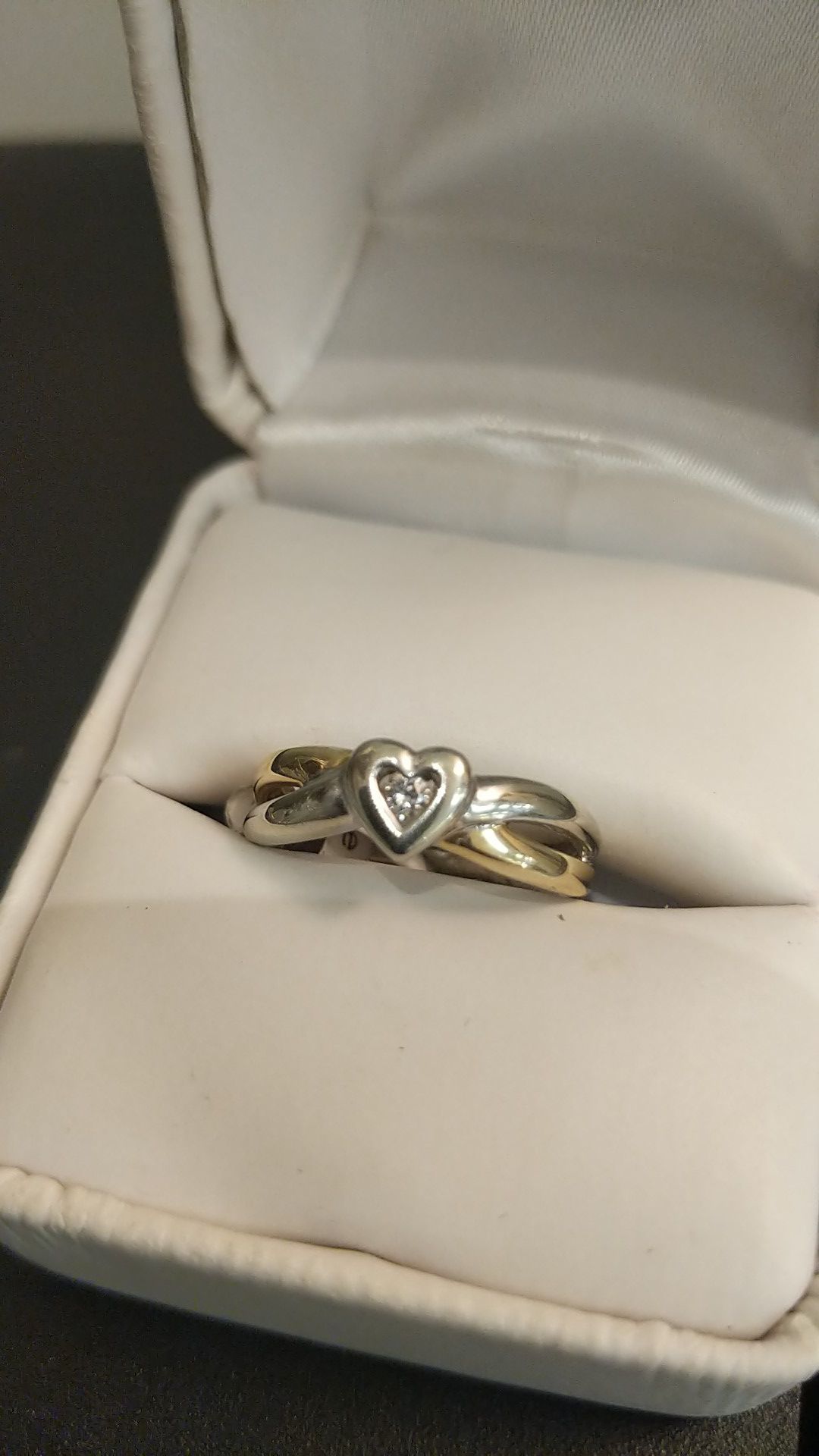 TWO TONED SOLID GOLD DIAMOND HEART RING