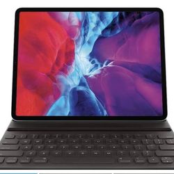 Apple iPad Smart Keyboard Folio!!! Brand new!!!