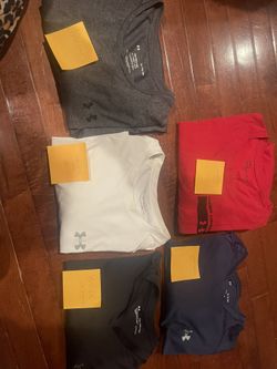 Mens UnderArmor short sleeve 