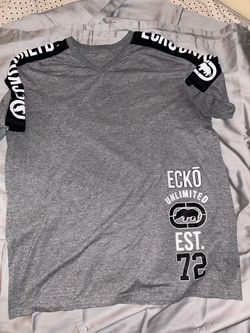 Men’s T Shirt Size XL. $4