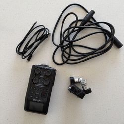 Zoom H6 Audio Recorder 