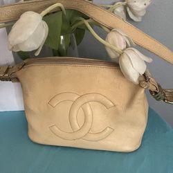 Vintage Cream Shoulder Bag CC