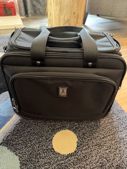 Travelpro Flightcrew5 Multipurpose Tote