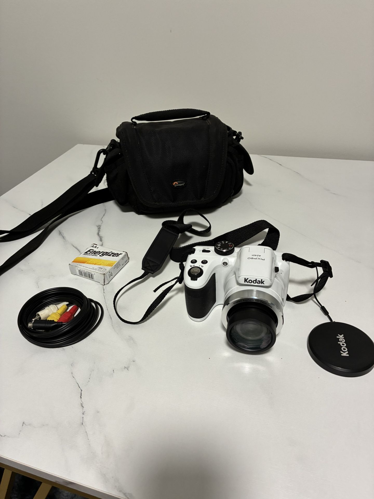 Kodak Pixpro AZ401 Digital Camera