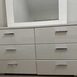 White Dresser With Mirror $100