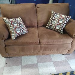 Sierra Camel Love Seat